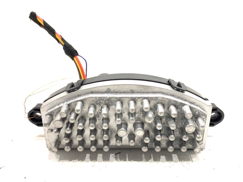 Odpor ventilátoru / ventilátory vzduchu VW Golf Viii (CD1) 2019 - 2022 5WA907521