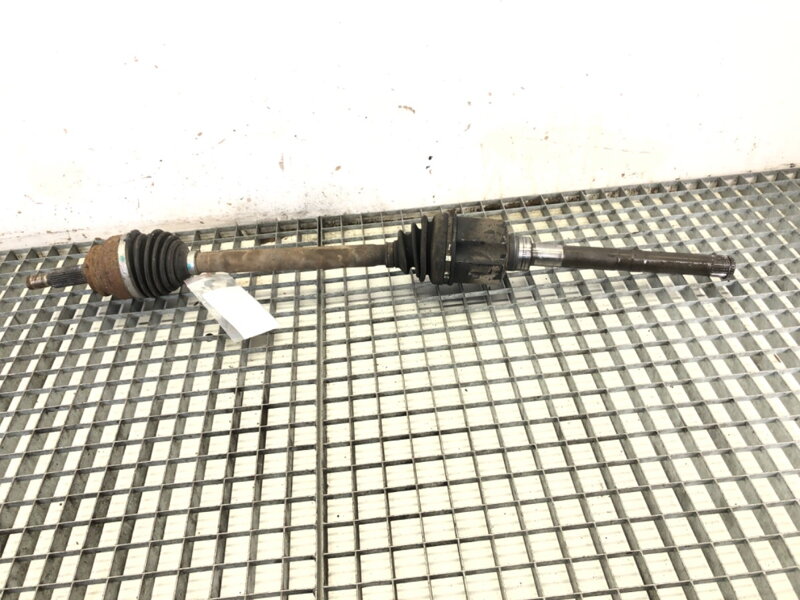 Poloosa pravá přední Mitsubishi ASX (GA_W_) 2009 - 2022