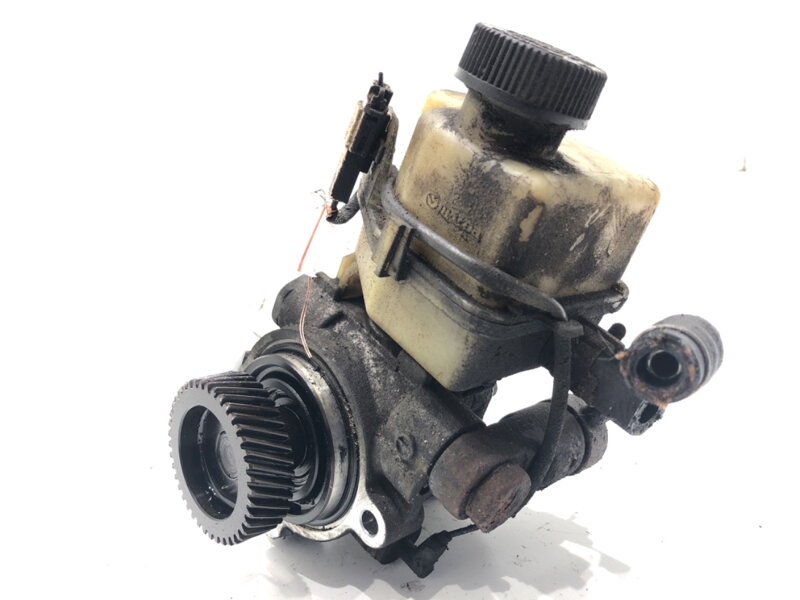 Servočerpadlo Mazda 5 (CR19) 2005 - 2010