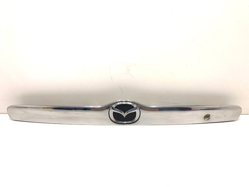 Lišta víka kufru zadní Mazda Tribute (EP) 2000 - 2008