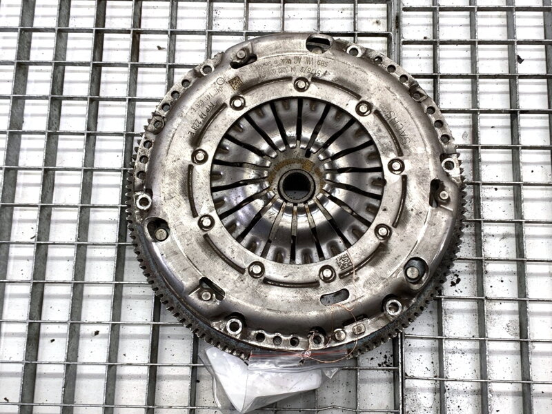 Spojka Skoda Octavia III (5E3, NL3, NR3) 2012 - 2022 04E141026E