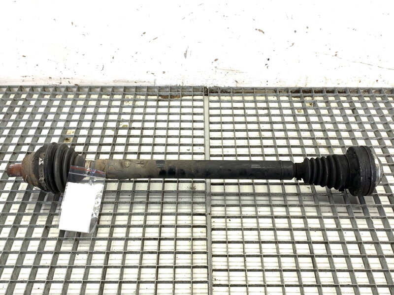 Poloosa pravá přední VW Passat B6 Variant (3C5) 2005 - 2011