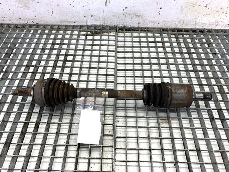 Poloosa levá přední Honda Civic Viii Sedan (FD, FA) 2005 - 2022