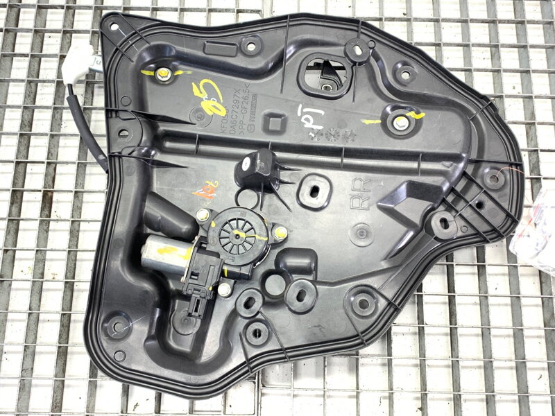 Stahovačka okna pravá zadní Mazda 2 (DL, DJ) 2014 - 2022 DA6C7297X