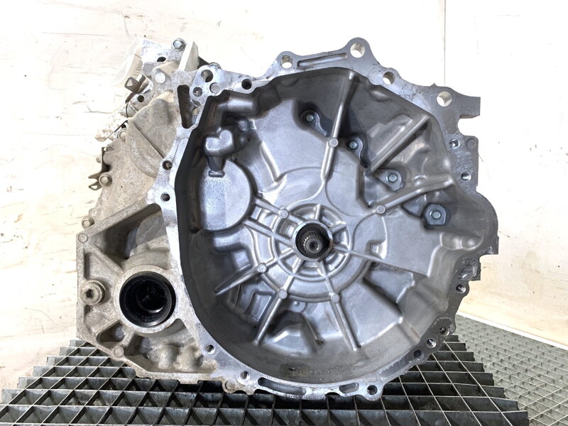 Převodovka Toyota Corolla Kombi (_E21_) 2019 - 2022 3NM