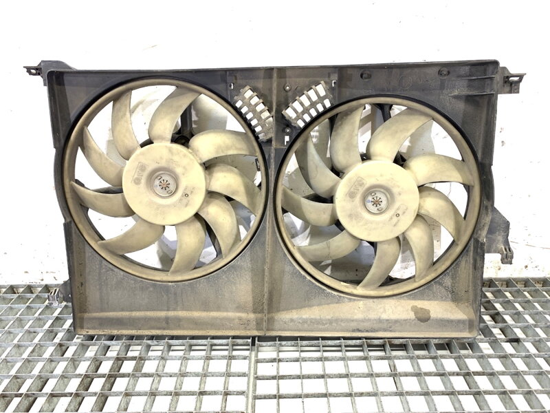 Ventilátor chladiče Opel Vectra C (Z02) 2002 - 2009 13114371