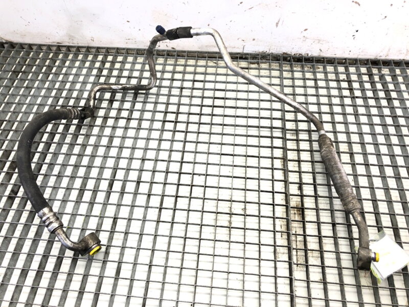 Hadice klimatizace Audi A3 (8P1) 2003 - 2013 1K0820743AM