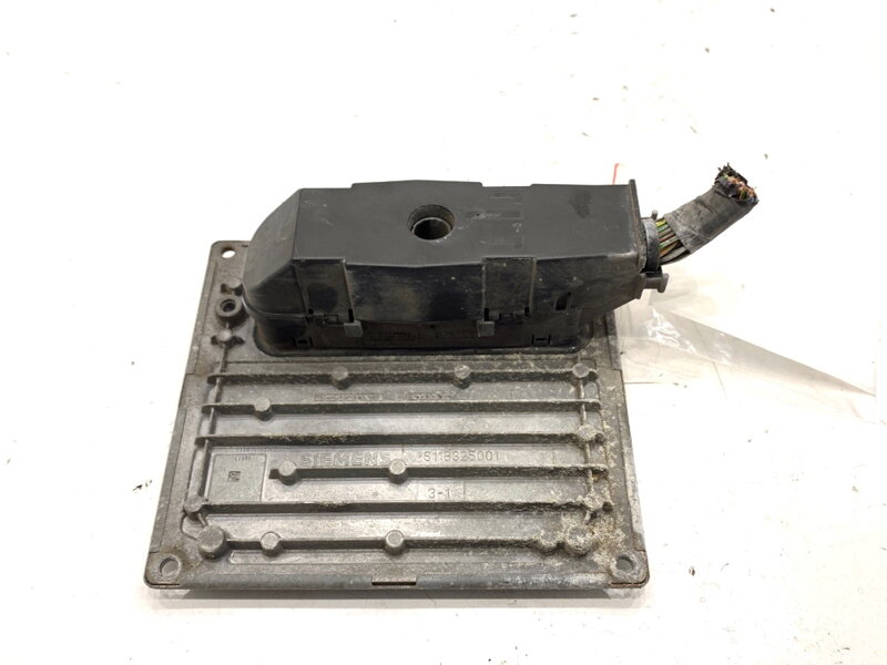 Řídicí jednotka motoru Ford Fiesta V (JH_, JD_) 2001 - 2014 6S61-12A650-NC