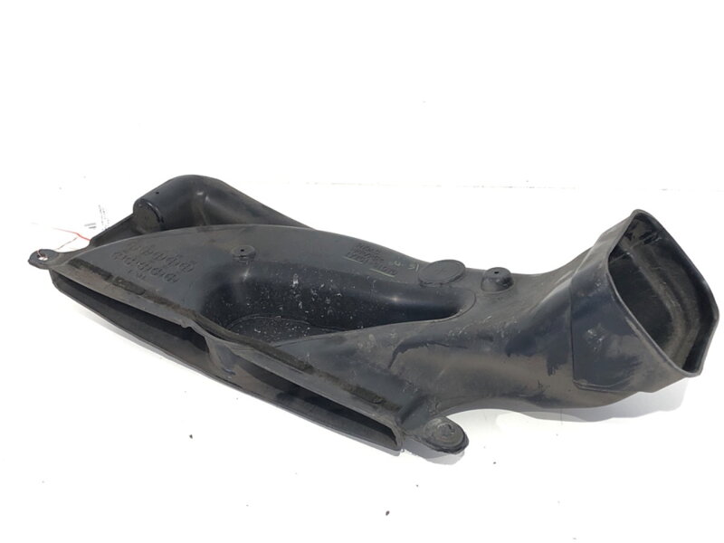 Vzduchové potrubí Lexus GS (_S19_) 2005 - 2012 17751-31070