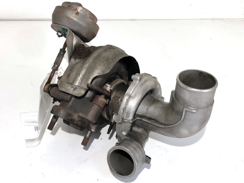 Turbo Toyota Avensis Kombi (_T27_) 2009 - 2018 17201-0R070
