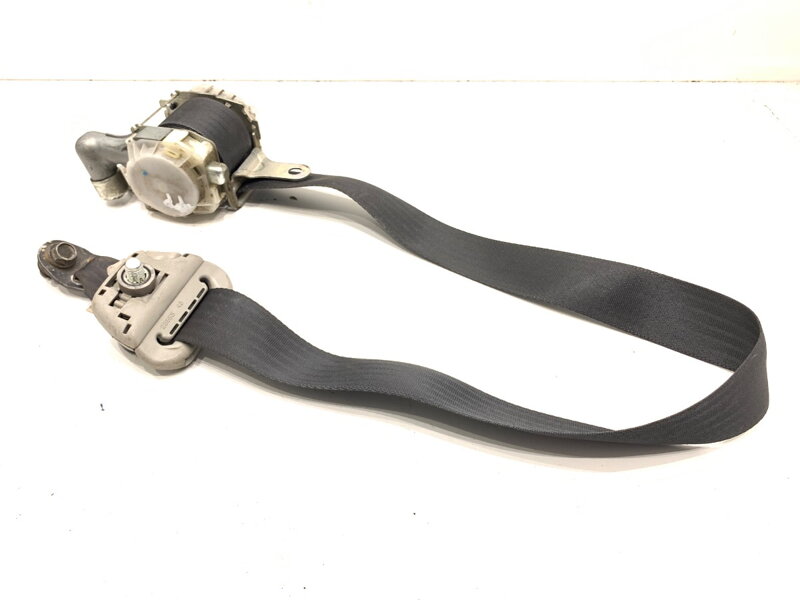 Bezpečnostní PÁS pravý přední Suzuki Swift III (MZ, EZ) 2005 - 2022