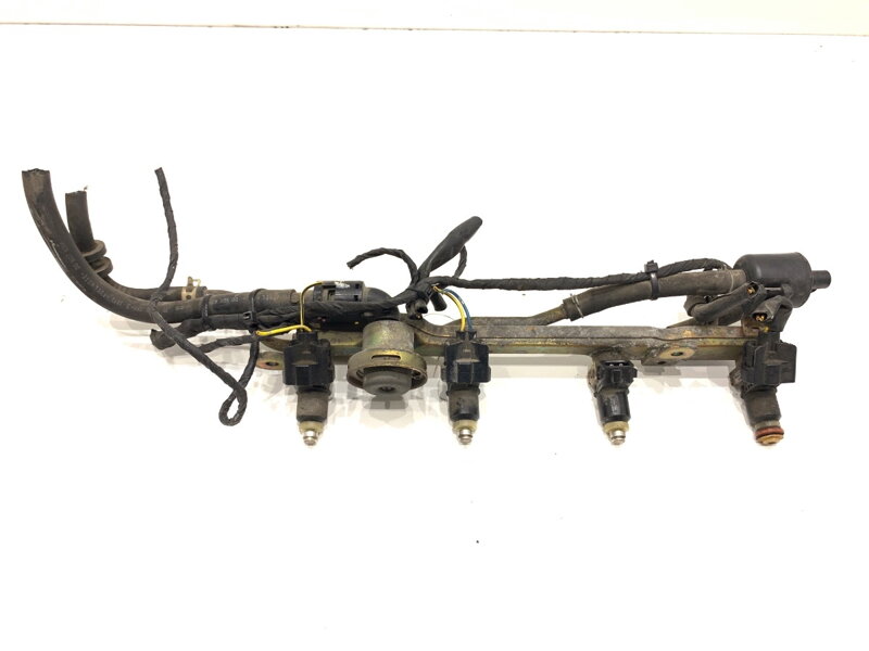 Vstřikovací rampa Honda Civic VII Hatchback (EU, EP, EV) 2000 - 2006