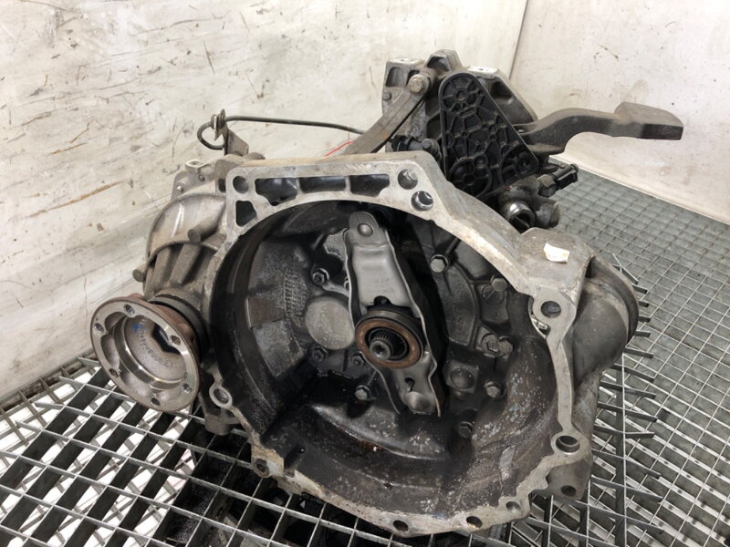 Převodovka VW Passat CC B6 (357) 2008 - 2012 KVT