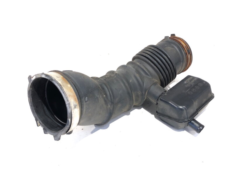 Vzduchové potrubí Toyota Camry (_V7_, _VA7_, _VH7_) 2017 - 2022 17880-25020