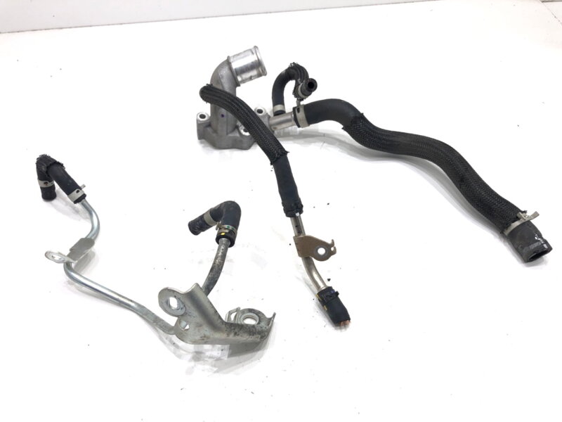 Hlavní potrubí vody Toyota Camry (_V7_, _VA7_, _VH7_) 2017 - 2022