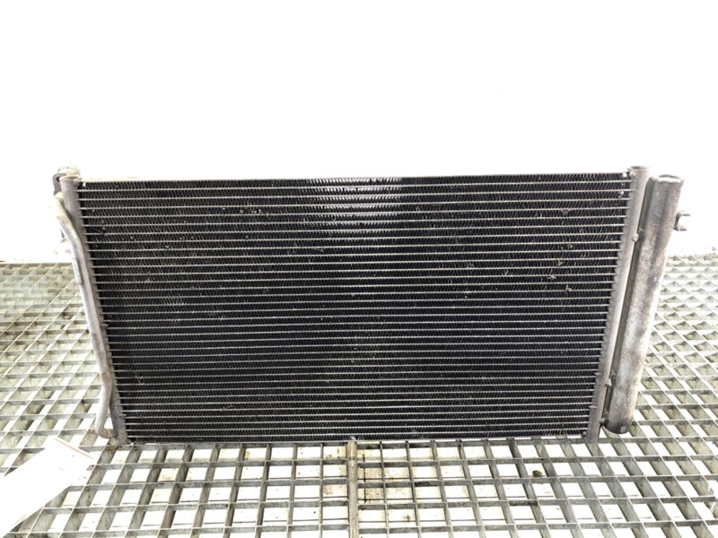 Chladič klimatizace BMW X1 (E84) 2009 - 2015 9229021