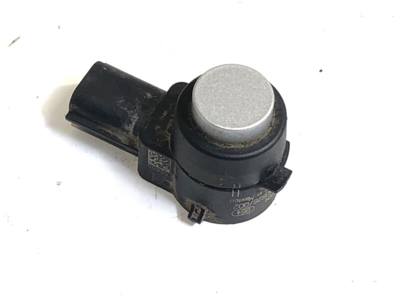 Parkovací senzor Chevrolet Cruze Liftback (J305) 2010 - 2022 25855503