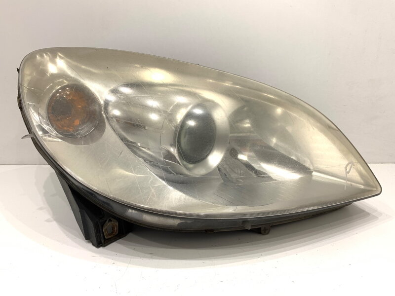 Světlo pravé přední Mercedes-benz Class B Sports Tourer (W245) 2005 - 2011 A1698201861