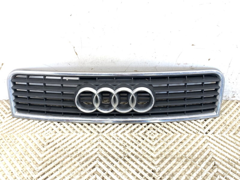 Maska chladiče grill Audi A4 B6 (8E2) 2000 - 2005 8E0853651F