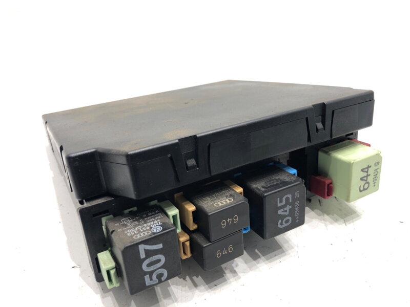 Modul komfortu VW Golf VI (5K1) 2008 - 2014 1K0937086D