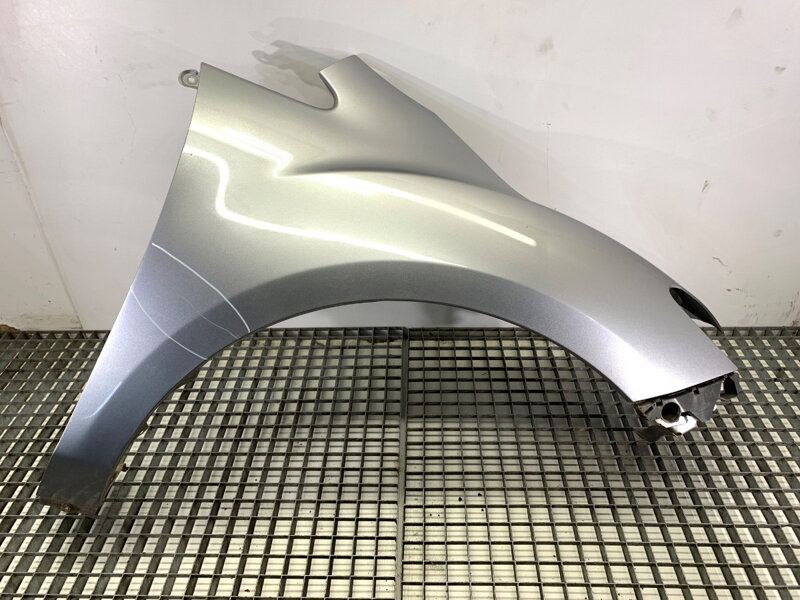 Blatník pravý přední Mazda CX-7 (ER) 2006 - 2014