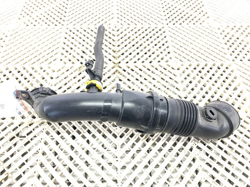 Potrubí turba Peugeot 3008 SUV (MC_, MR_, MJ_, M4_) 2016 - 2022 1193180S