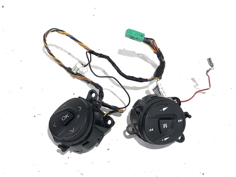 Přepínače volantu Ford Kuga II (DM2) 2012 - 2022 AM5T-14K147-AA