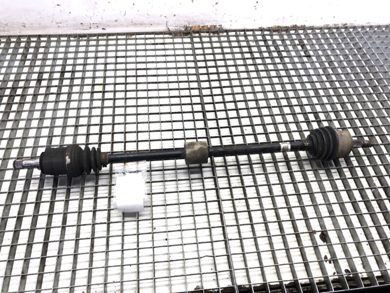 Poloosa pravá přední Opel Corsa D (S07) 2006 - 2014