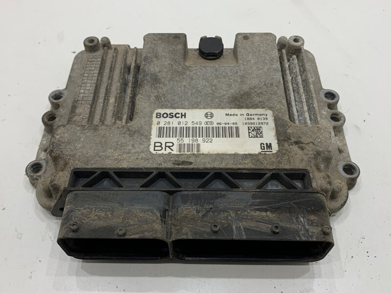 Řídicí jednotka motoru Opel Zafira / Zafira Family B (A05) 2005 - 2019 55198922