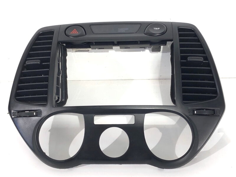 Mřížka ventilace přední Hyundai I20 I (PB, PBT) 2008 - 2022 93750-1J100