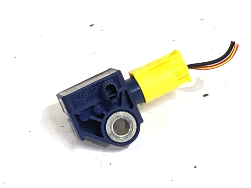 Čidlo nárazu Mercedes-benz CLS (C218) 2011 - 2017 A2128204926