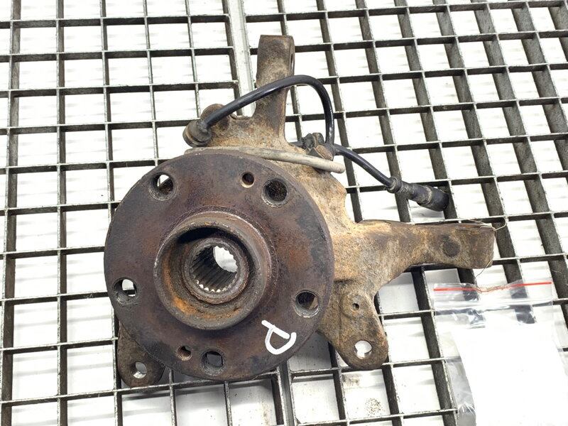 Otoč pravá přední Renault Scénic I (MPV) (JA0/1_, FA0_) 1999 - 2010