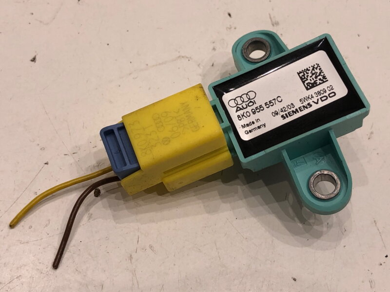 Čidlo nárazu Audi A4 B8 (8K2) 2007 - 2015 8K0955557C