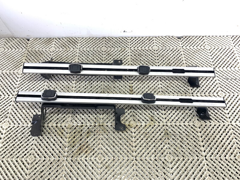 Kolejnice kufru sada Ford Mondeo V Turnier (CF) 2014 - 2022