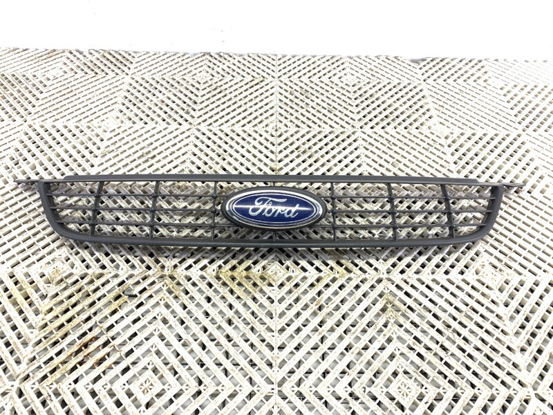 Maska chladiče grill Ford Focus II Turnier (DA_, FFS, DS) 2004 - 2012 8M51-8200-BE
