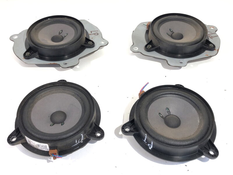 Reproduktory sada Nissan Murano I (Z50) 2002 - 2009 28156AM900