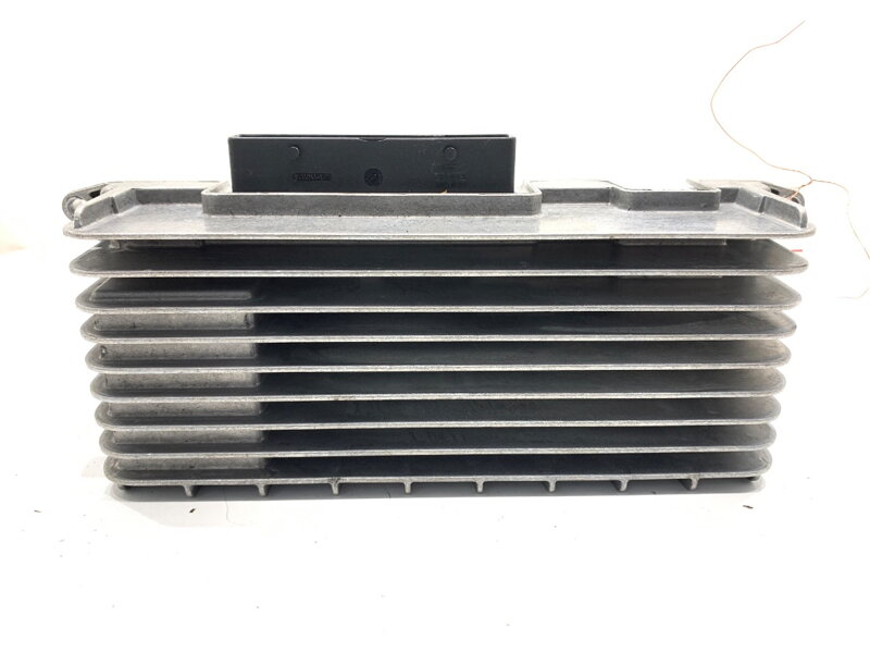 Zesilovač Audi A6 C6 Avant (4F5) 2004 - 2011 4F0910223M