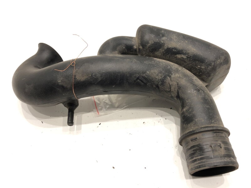 Vzduchové potrubí Skoda Fabia III (NJ3) 2014 - 2022 04C129618