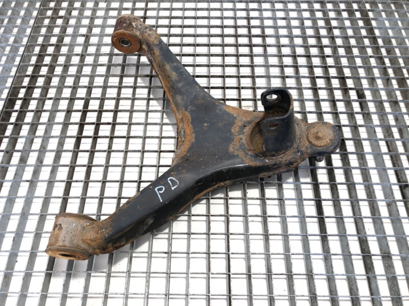 Rameno pravé přední spodní Iveco Daily VI Autobus 2014 - 2022 5801564315