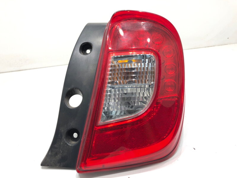 Světlo pravé zadní Nissan Micra IV (K13K) 2010 - 2022