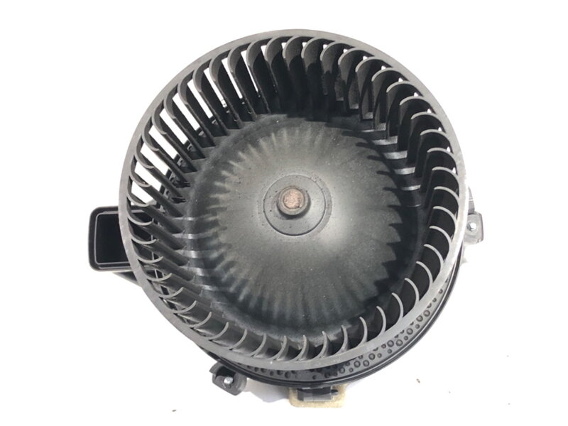 Ventilátor topení BMW 5 (G30, F90) 2016 - 2022 0130309508