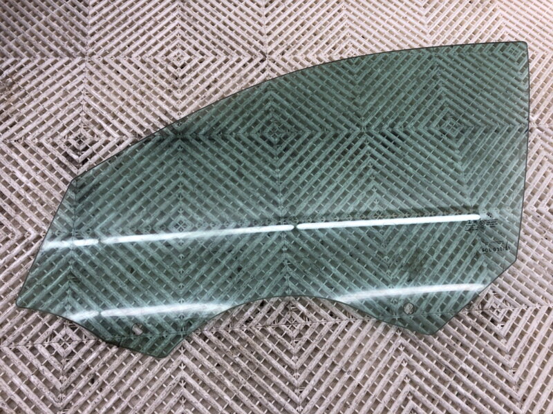 Okno levé přední BMW 5 (G30, F90) 2016 - 2022