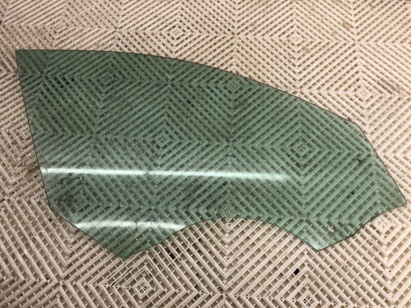 Okno pravé přední BMW 5 (G30, F90) 2016 - 2022