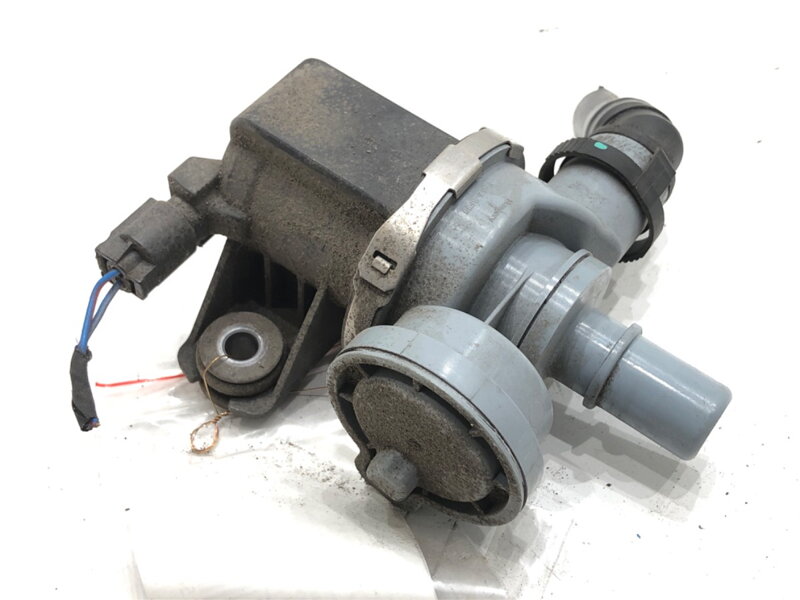 Ventil podtlaku BMW 5 (G30, F90) 2016 - 2022 7441833