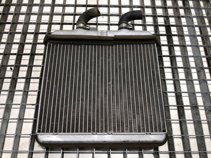 Radiátor topení Mercedes-benz Vito Autobus (W638) 1996 - 2003