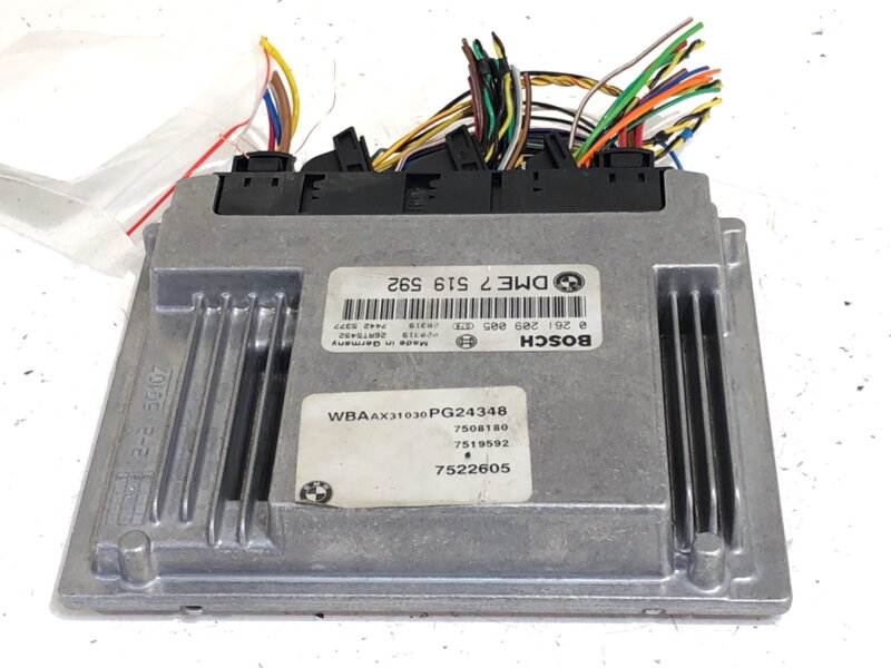 Řídicí jednotka motoru BMW 3 (E46) 1997 - 2005 7519592