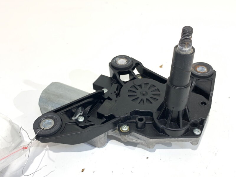 Motorek stěračů zadní Renault Megane IV Liftback (B9A/M/N_) 2015 - 2022 0390205014