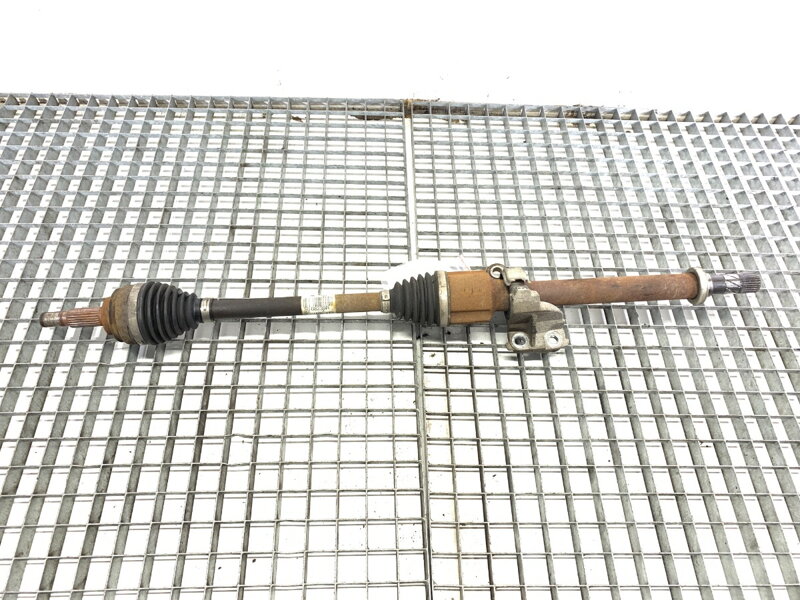 Poloosa pravá přední Renault Clio IV (BH_) 2012 - 2022 391008239R