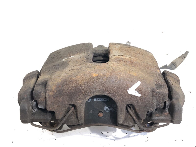 Brzdový třmen levý přední VW Passat B7 Variant (365) 2010 - 2015