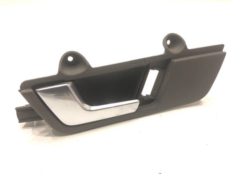 Klika vnitřní levá přední Audi A4 B6 (8E2) 2000 - 2005 8E1837019F